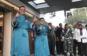 Bacapres-Cawapres Anies Baswedan-Muhaimin Iskandar saat memeriksa kesehatan di RSPAD Gatot Subroto, Jakarta, Sabtu (21/10/2023).