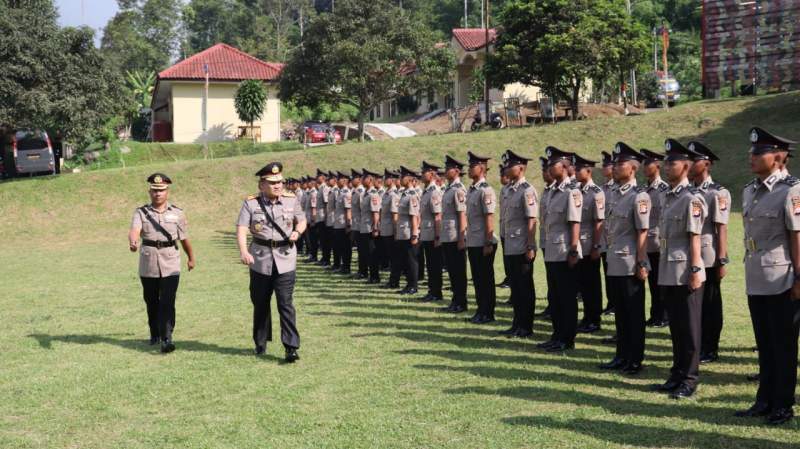 Kapolda Banten Lantik 200 Bintara Polri 2019/2020