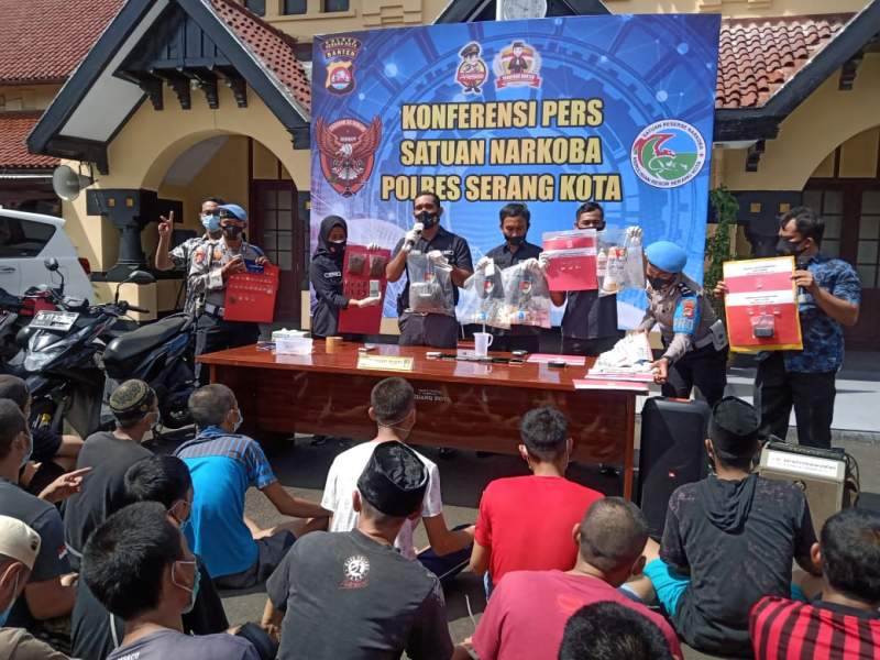 Selama 3 Bulan, Satnarkoba Polres Serang Kota Amankan 51 Tersangka Narkotika