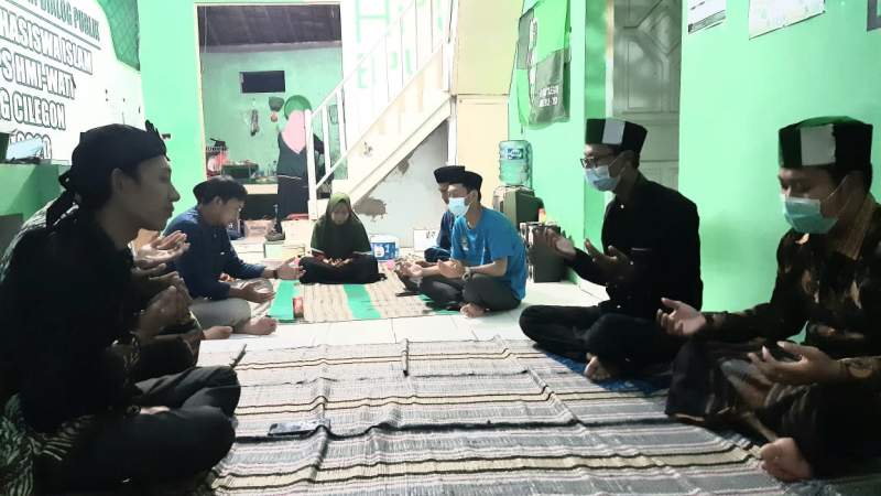 HMI Cilegon Gelar Doa Bersama dan Salat Goib Untuk Korban Sriwijaya Air