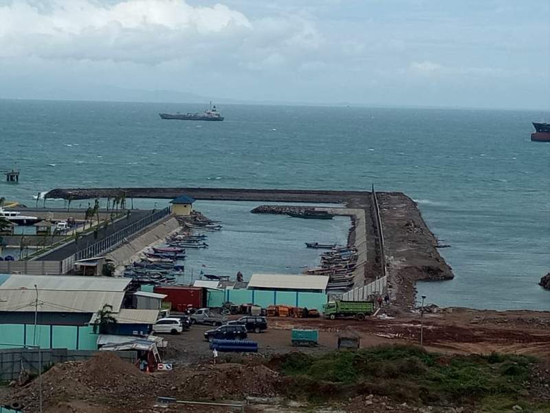 Nelayan Suralaya Kelola Pangkalan Perahu Fasilitas PLTU