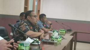 Banjir Tak Kunjung Surut, Puluhan Warga Datangi Kantor Dewan