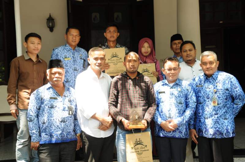 Petani Madu Di Lebak Berangkat Ke Italy