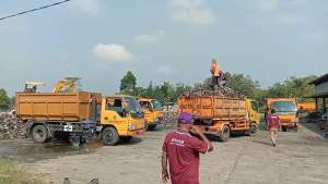 DLHK Bantah Ada Pungli dan Buang Sampah di Pasar Jambe