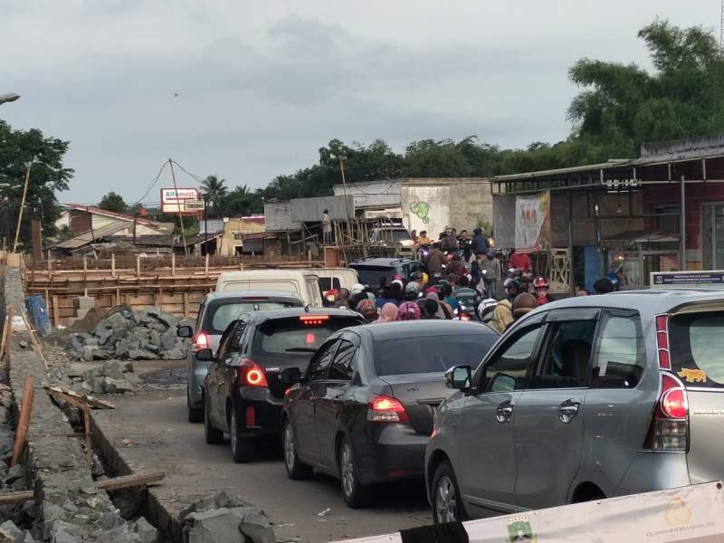 Imbas Proyek Provinsi Di Cisoka Mangkrak, Warga Kab Tangerang Dirugikan