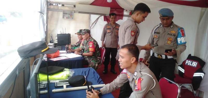 Anggota Koramil 05/Balaraja Monitoring Pengamanan Mudik Lebaran