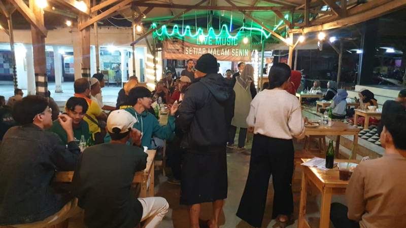 Angkringan Bang Bimo Tempat Recommended Buat Kopdar