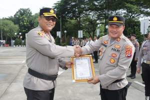 Berprestasi, Anggota Polresta Tangerang  Raih Penghargaan