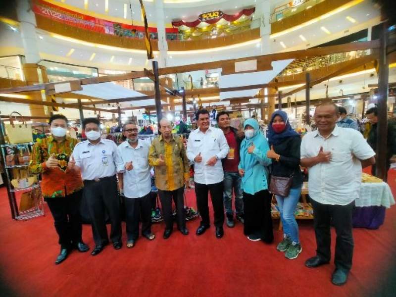 Sekda Buka Pameran Produk Kerajinan Indonesia di SMS Serpong