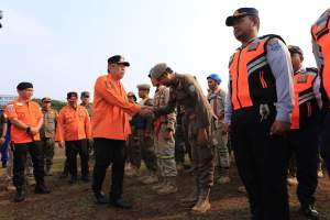 Pastikan Kesiapan Pasukan, Benyamin Pimpin Apel Kesiapsiagaan Bencana