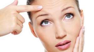 Atasi Kerutan dan Garis Halus pada Wajah dengan 3 Bahan Ini