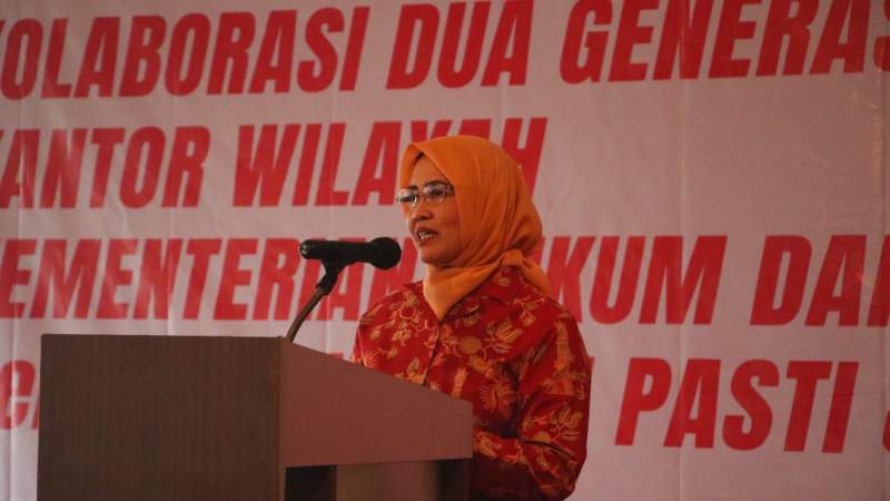 Peringati Hari Pahlawan, Kakanwil Tabur Bunga Bersama Pj. Gubernur Banten