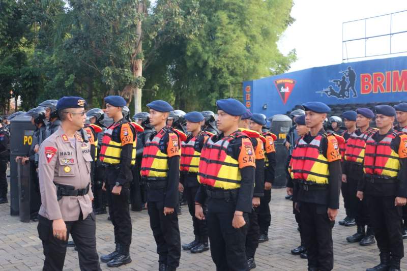Wadansatbrimob Polda Banten Cek Sikap Tampang Anggota