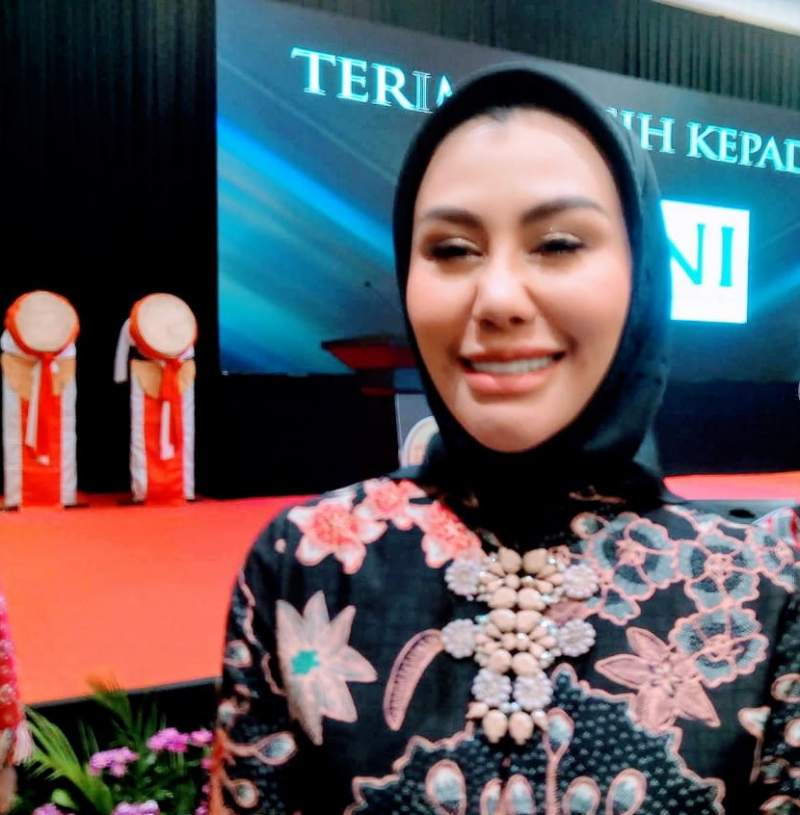 Andiara Aprilia Hikmat 