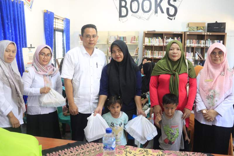 50 Balita Terindikasi Stunting di Desa Sodong Dapat Bantuan Makanan Tambahan