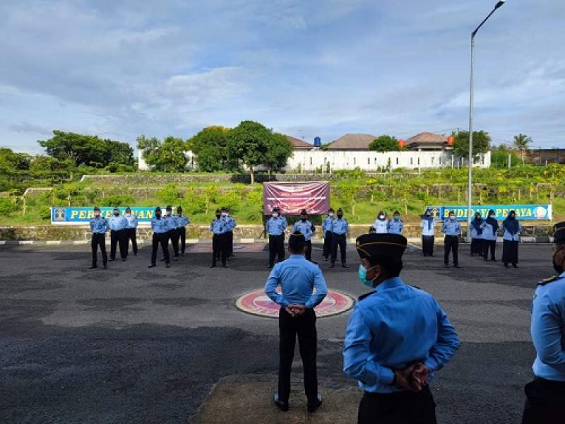Suasana apel awal tahun di Lapas Kelas IIA Cilegon, Senin (3/1/2021).