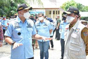 Bupati Tangerang Bersama Dirjen Tinjau Pilkades Serentak