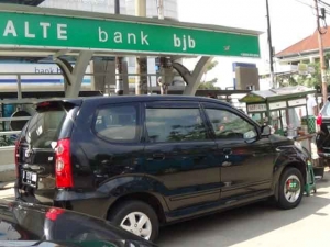 Terlihat Parkir Liar