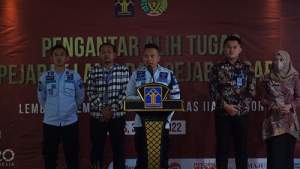 Suasana kegiatan pengantar alih tugas pejabat lama dan pejabat baru di Aula Lepas Cilegon, Kamis (30/6/2022).