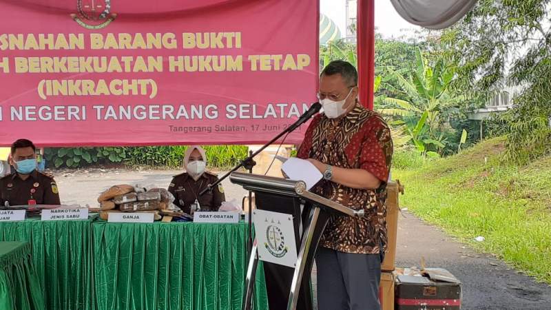 Naskah Sambutan Amburadul, Benyamin : Ini yang bikinnya pasti TKS