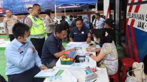 pelayanan SIM keliling.