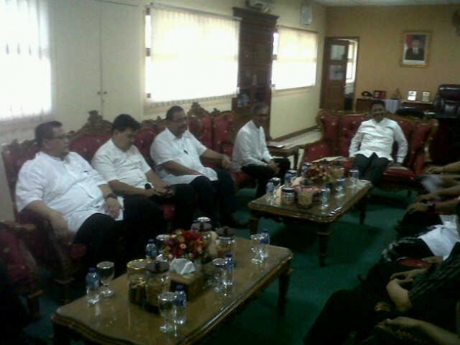 Pemkot Tangerang Tetap Akan Gusur Pengusaha Babi Di Neglasari