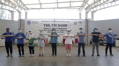 Airin Senam Bareng Pasien Eks Covid-19 di Jalatreng