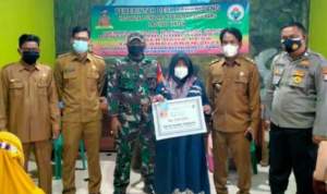 Warga Desa Rawa Kidang Terima BLT-DD Tahap 3 dan 4