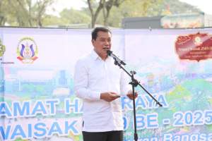 H Maesyal Rasyied Hadiri Perayaan Tri Suci Waisak 2569 BE di Citra Raya