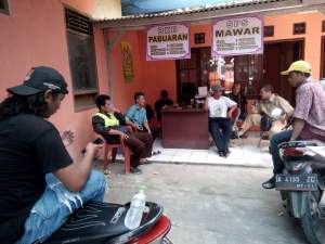 Pertanyakan BOP, Ketua RT Geruduk Kantor Desa