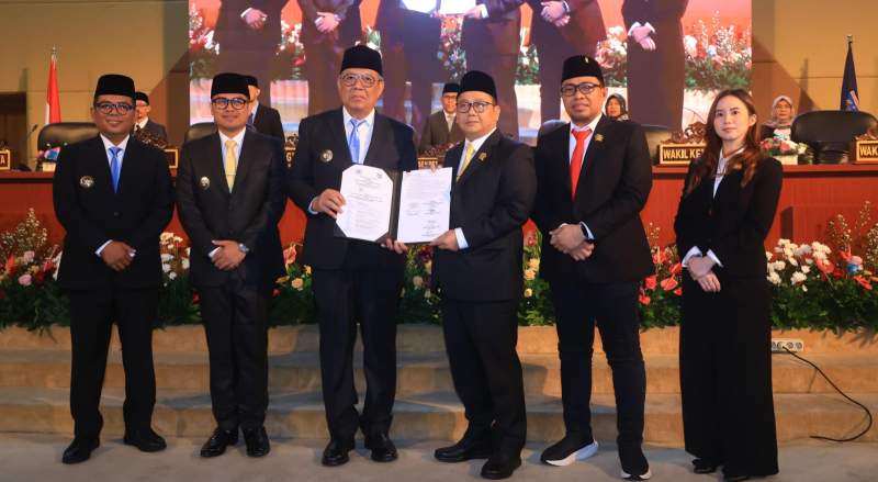 Wali Kota Benyamin Beberkan Program Kerja 5 Tahun Kedepan, Andra Soni Kesemsem Ngantor di Tangsel