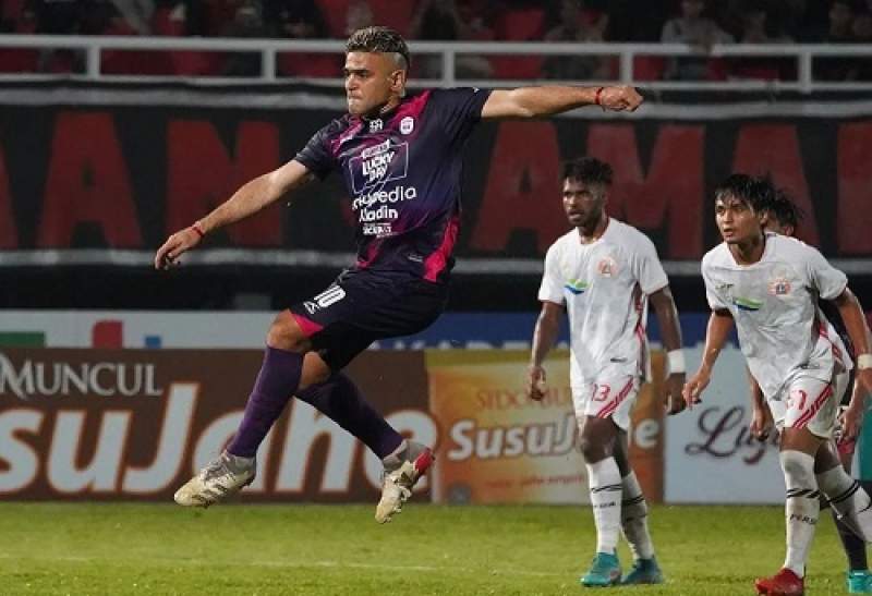 RANS Nusantara FC Libas Persija 5-1