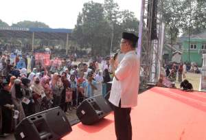 Sekda Kota Tangerang Dedi Budaeri saat aksi solidaritas peduli Rohingya.