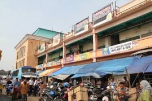 Dishub Pungut Retribusi PKL