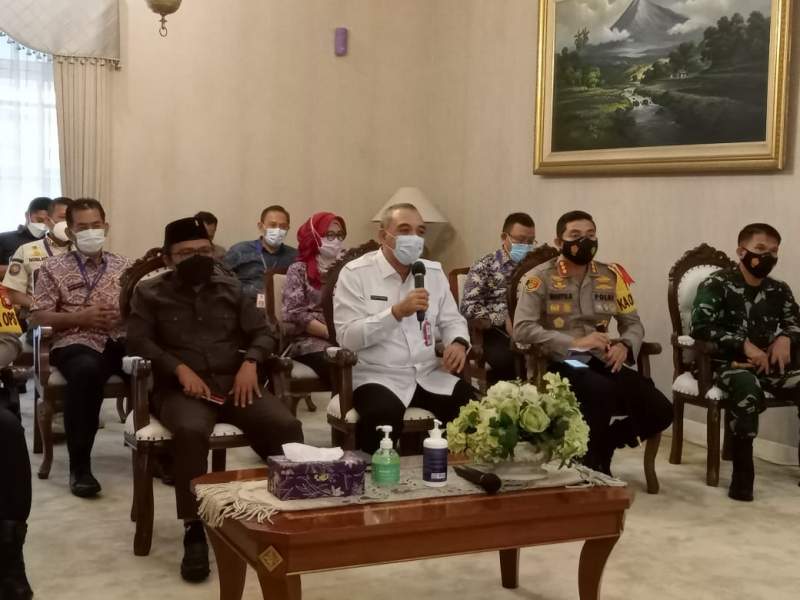 Zaki Beri Arahan Pengelola Mall dan Pusat Keramaian