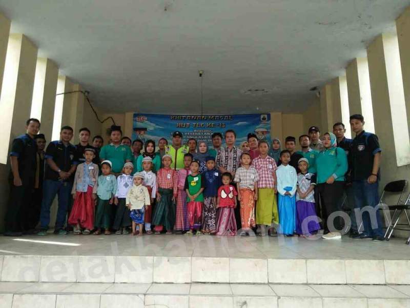 Jelang HUT Ke-13, TLC Gelar Khitanan Massal