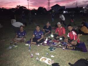 anggota DPRD dan old star pasar Kemis bukber bersama