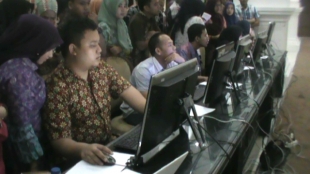 Puluhan CPNS Mendapatkan Pembekalan Tes