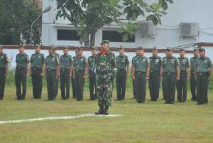 Kasdim 0510/Tigaraksa Pimpin Upacara Minggu Pertama