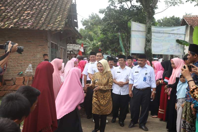 Tahun 2019, Bupati Serang Perbaiki 13 Ponpes