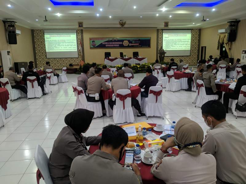 Enam Personel Polresta Tangerang  Ikuti Bimtek dan Uji Konsekuensi