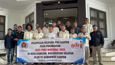 Pj Gubernur Lepas Delegasi PWI Banten Hadiri HPN 2025 di Banjarmasin di Pendopo