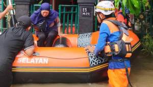 Cuaca Ekstrem Guyur Tangsel, Proyek Infrastruktur Terganggu Akibat Banjir