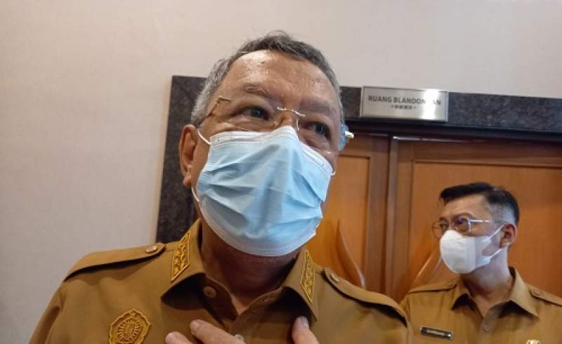 Walikota Tangerang Selatan, Benyamin Davnie