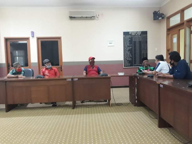 DPRD Menilai Penyaluran BPNT di Desa Bakung Kronjo Mal Prosedur