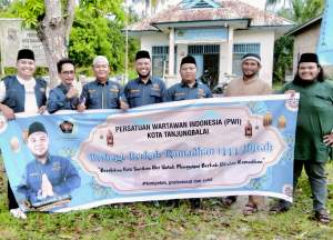 Bentuk kepedulian, PWI Tanjungbalai Berbagi Takjil