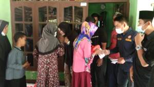 Juma't Berkah, Karang Taruna Sindang Jaya Santuni Yatim Piatu