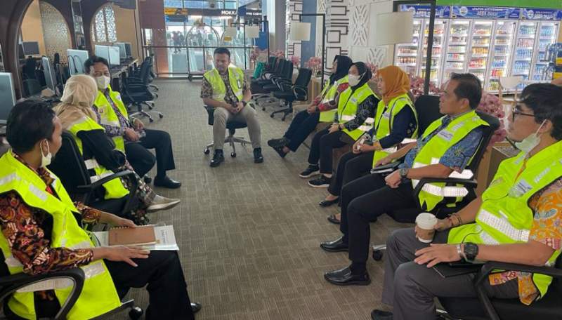 Disnaker melakukan tour bersama JAS airport service