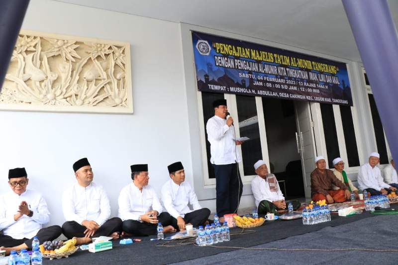 sekda hadiri pengajian di kecamatan legok.