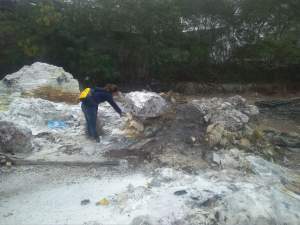 Air Sumur di Pasar Kemis Tercemar Limbah Pabrik Kimia